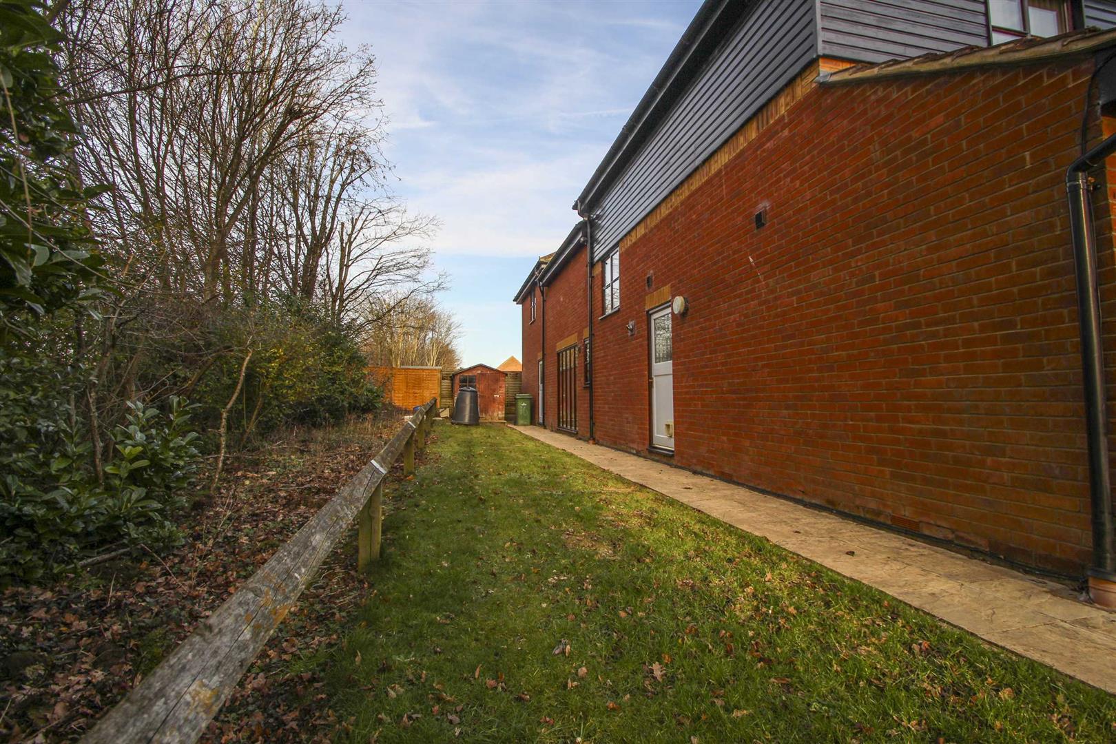 Winstanley Lane, Shenley Lodge, Milton Keynes